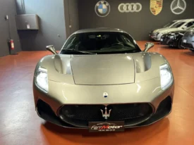 Maserati MC20