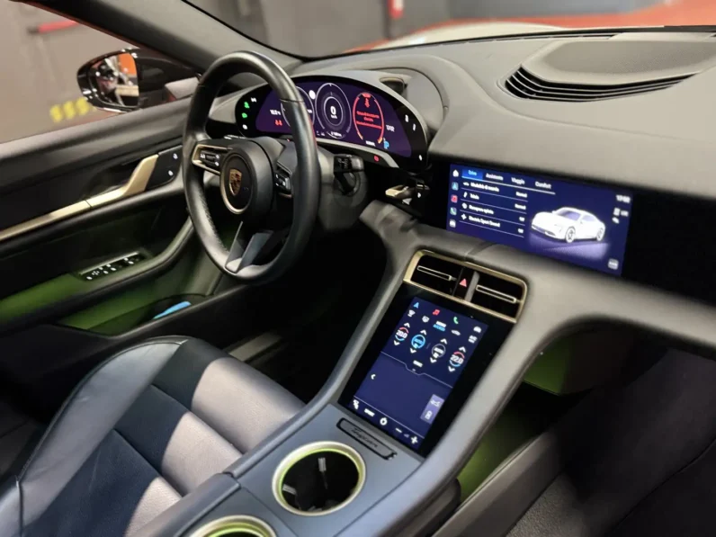 Porsche Taycan