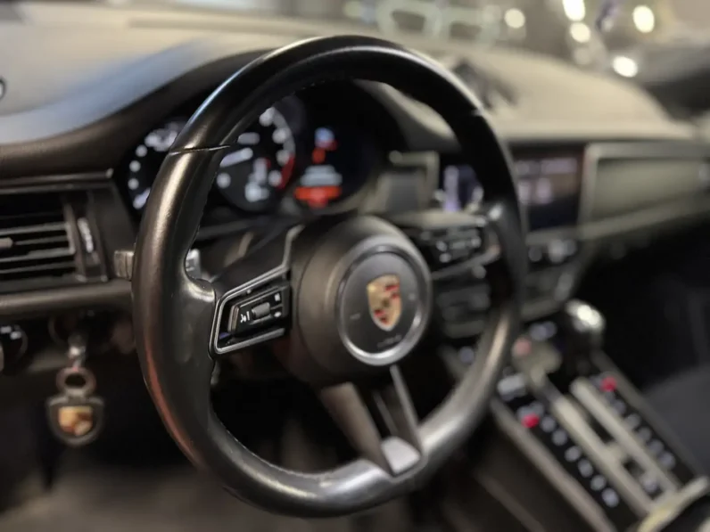Porsche Macan 2.0 T 265cv pdk Radar