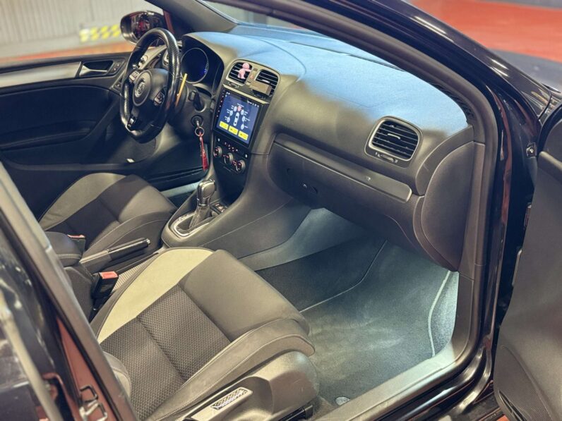 Volkswagen Golf R 2.0 330cv